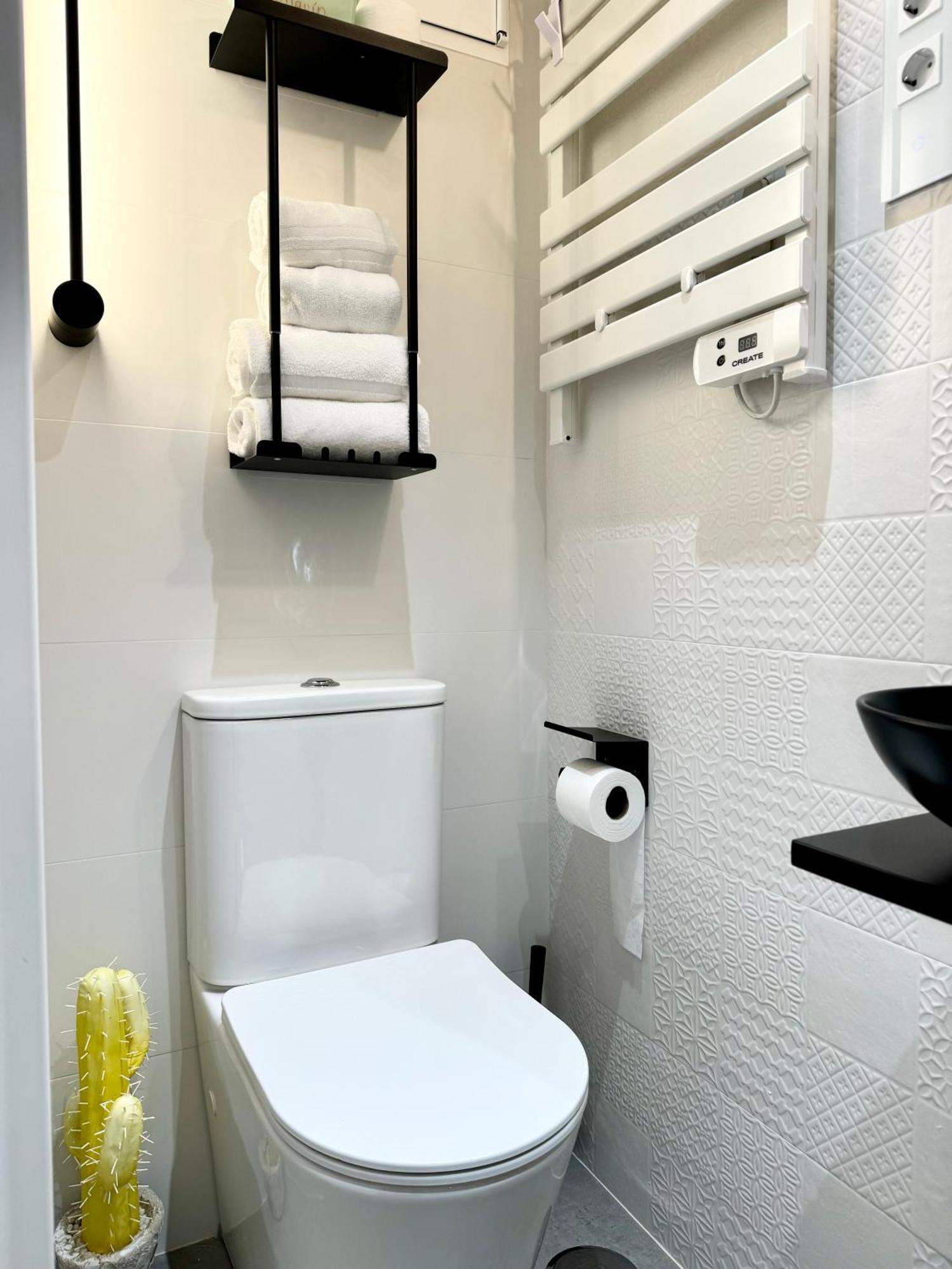 Luxury Flat City Center Full Equipe Non Touristic Мадрид Екстериор снимка