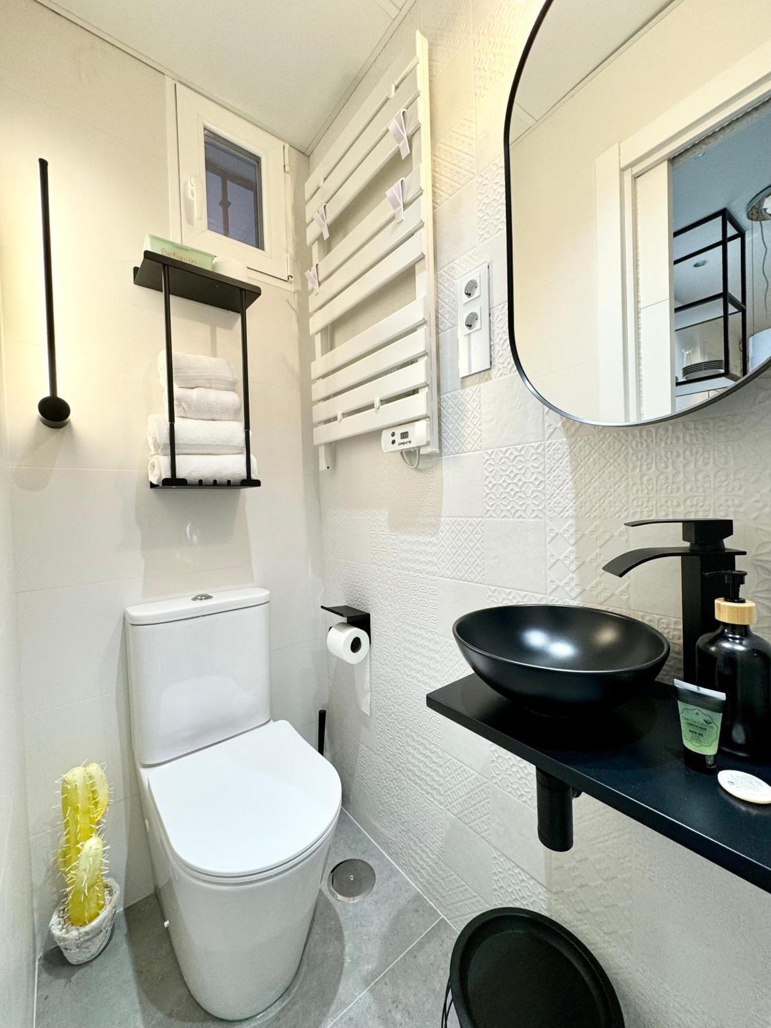 Luxury Flat City Center Full Equipe Non Touristic Мадрид Екстериор снимка