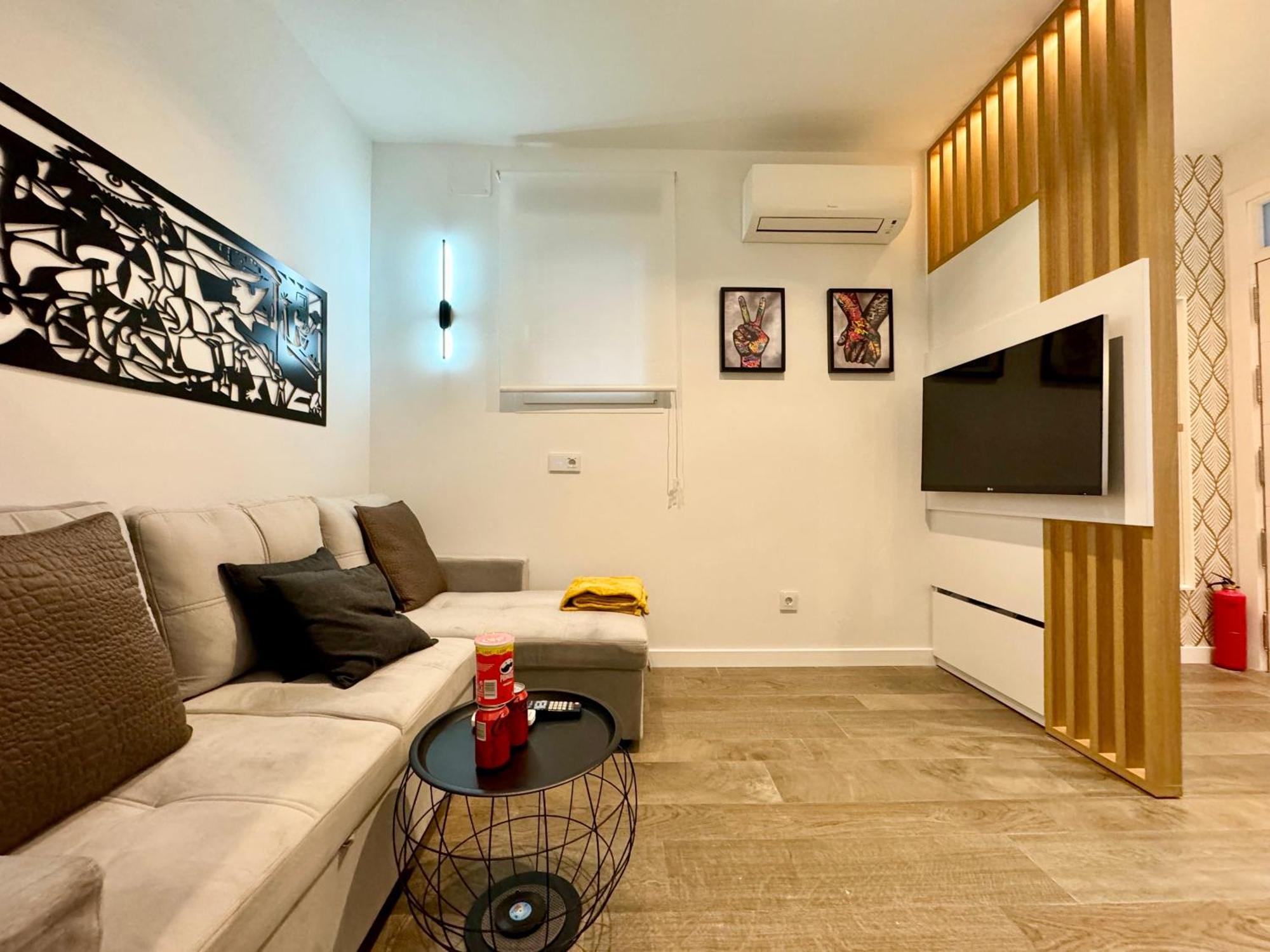 Luxury Flat City Center Full Equipe Non Touristic Мадрид Екстериор снимка